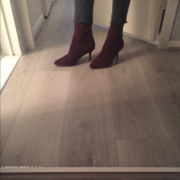 Marc fisher burgundy red suede boot size 7 - Picture 4 of 4